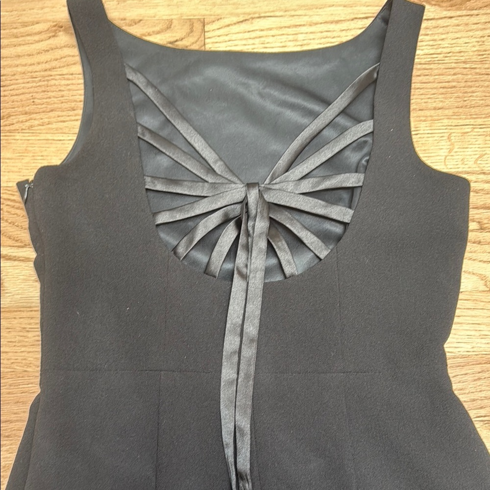 Ribbon Tie back Sleeveless Black Dress - Picture 3 of 5